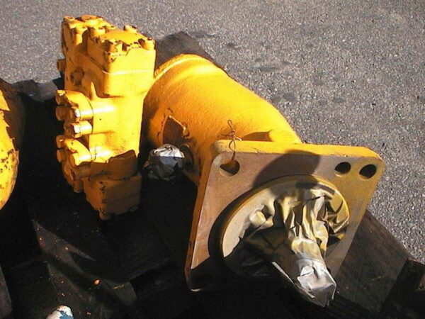 Photo of KAWASAKI HYDRAULIC TRACK DRIVE MOTOR