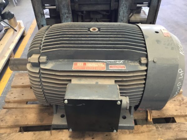 Photo of WEG 100HP 3 PHASE 4 POLE ELECTRIC MOTOR