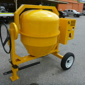 Photo of NEW BMAC TOOLS 600LITRE DIESEL CEMENT/CONCRETE MIXER