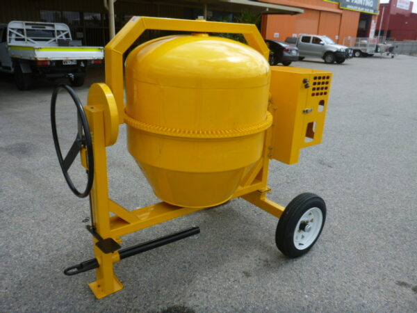 Photo of NEW BMAC TOOLS 600LITRE DIESEL CEMENT/CONCRETE MIXER