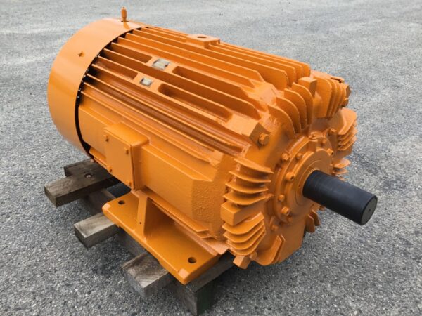 Photo of TOSHIBA 180HP (132KW) 3 PHASE 4 POLE ELECTRIC MOTOR