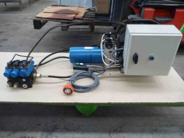 Photo of HYDRAULIC POWER PACK 240 VOLT