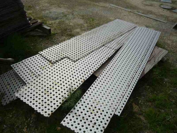 Photo of STAINLESS STEEL PERFORATED SHEETS