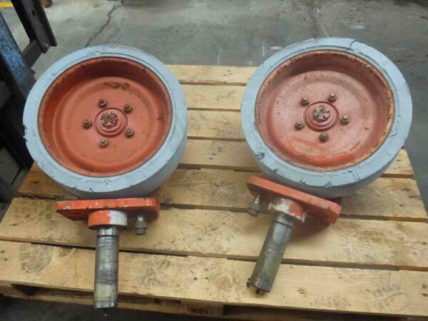 Photo of HYDRAULIC DRIVE MOTORS AND WHEELS