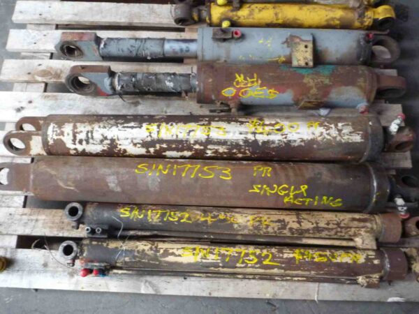 Photo of HYDRAULIC RAMS 750MM STROKE