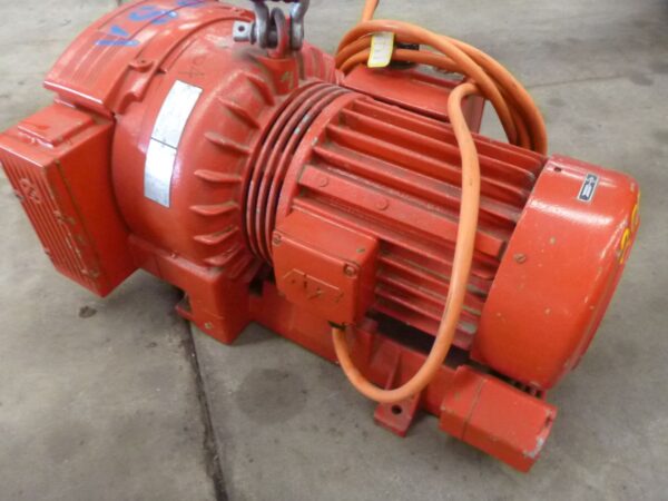 Photo of WERIE RIETSCHLE TR81DV ELECTRIC VACUUM PUMP