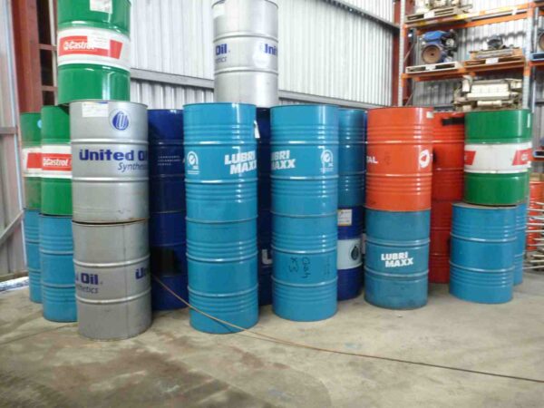 Photo of 44 GALLON STEEL DRUMS (CLEAN)