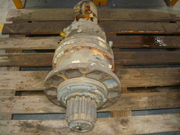 Photo of HYDRAULIC DRIVE SLEW MOTOR 14 TEETH