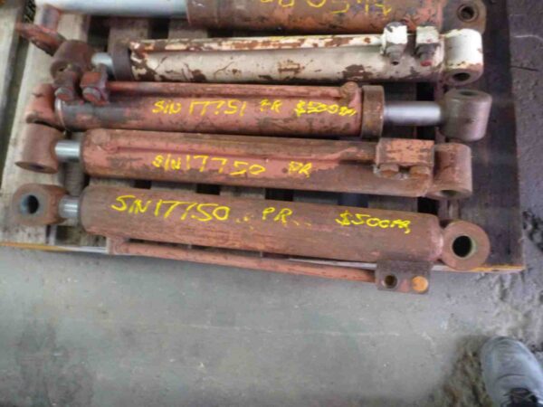 Photo of HYDRAULIC RAMS 550MM STROKE