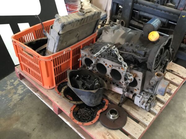 Photo of PERKINS 4236 DIESEL ENGINE