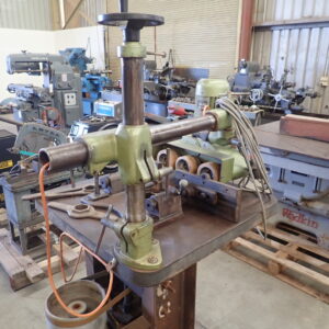 Photo of HEAVY DUTY  SPINDLE MOULDER WITH 4 SPEED POWER FEEDER