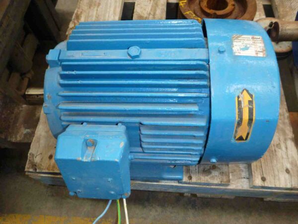 Photo of INDUSTRIAL 7.5HP 3 PHASE 4 POLE ELECTRIC MOTOR