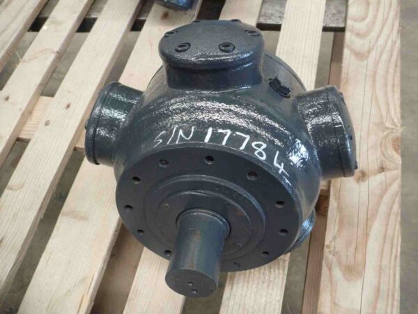 Photo of HTL HYDRAULIC MOTOR 25HP