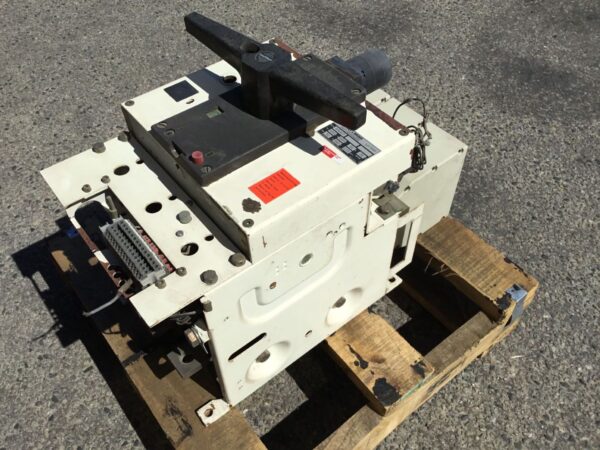 Photo of HUNDT & WEBER 1250AMP CIRCUIT BREAKER