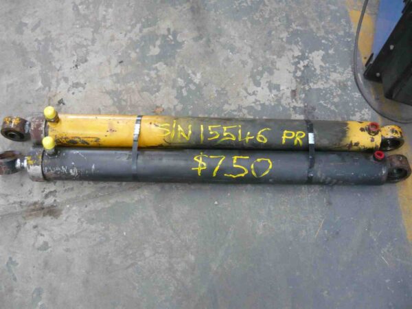 Photo of HYDRAULIC RAM 800MM STROKE