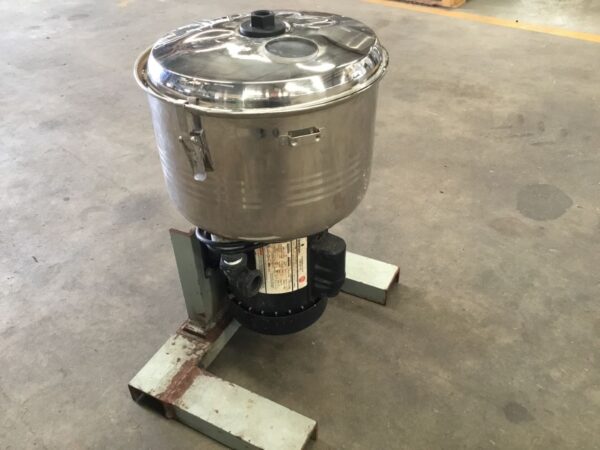 Photo of 240VOLT CENTRIFUGE .33HP