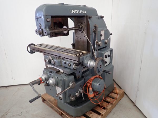 Photo of INDUMA HEAVY DUTY VERTICAL MILL/SLOTER.