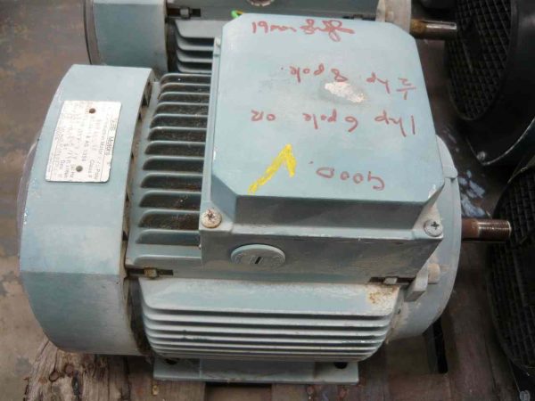 Photo of ABB 1HP 3 PHASE 6 POLE ELECTRIC MOTOR