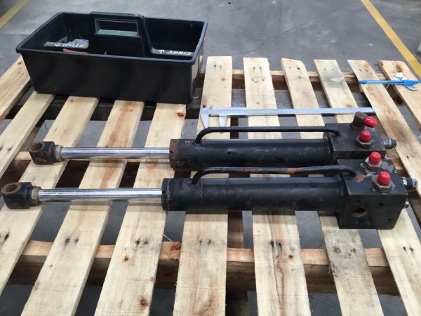 Photo of HYDRAULIC DOUBLE ACTING RAMS 200MM STROKE