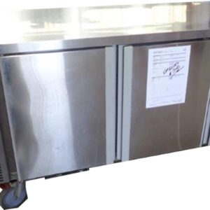 Photo of HOSHIZAKI 3 DOOR UNDER BAR FRIDGE ON WHEELS