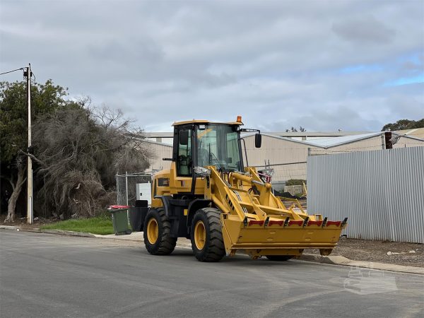 Photo of NEW UHI LG822T WHEEL LOADER