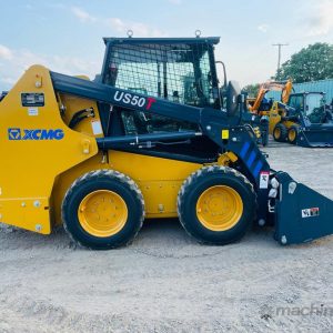 Photo of NEW UHI 68HP SKID STEER LOADER WITH 4 IN 1 BUCKET