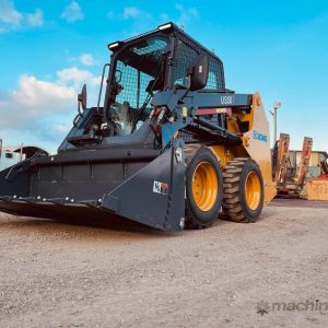 Photo of NEW UHI 68HP SKID STEER LOADER WITH 4 IN 1 BUCKET