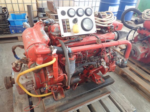 Photo of IVECO 94HP DIESEL MARINE ENGINES & HAMILTON JETS