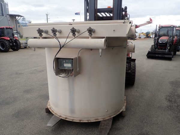 Photo of REVERSE PULSE JET DUST EXTRACTOR ON STAND