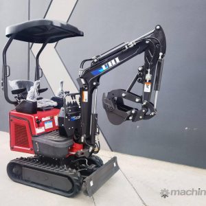 1.2TON EXCAVATOR WITH 9 ATTACHMENTS