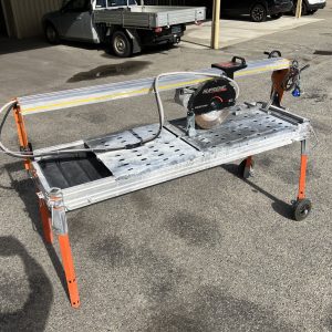 Photo of WET CUTTING PAVING SAW