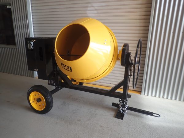Photo of NEW BMAC TOOLS 600LITRE ELECTRIC START CEMENT MIXER