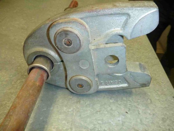 Photo of PIPE CRIMPER