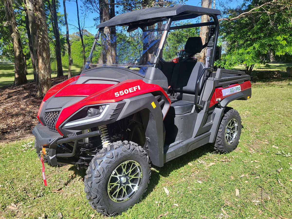 4X4 FARM UTILITY VEHICLE