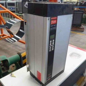 Photo of DANFOSS  3502HVAC VARIABLE SPEED DRIVE