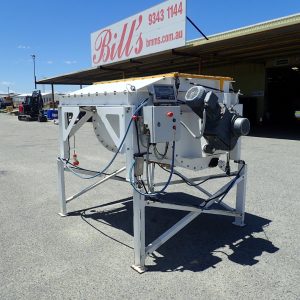 Photo of 1000L ELECTRIC PADDLE MIXER WITH LOAD SCALES