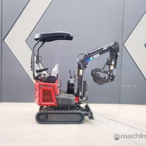 1.2TON EXCAVATOR WITH 9 ATTACHMENTS