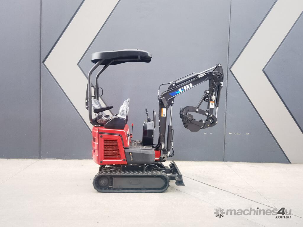 1.2TON EXCAVATOR WITH 9 ATTACHMENTS